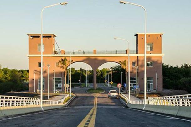 Concepción del Uruguay Fenix Apart 아파트 외부 사진